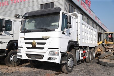 Kamyon pil fatra HW76 6x4